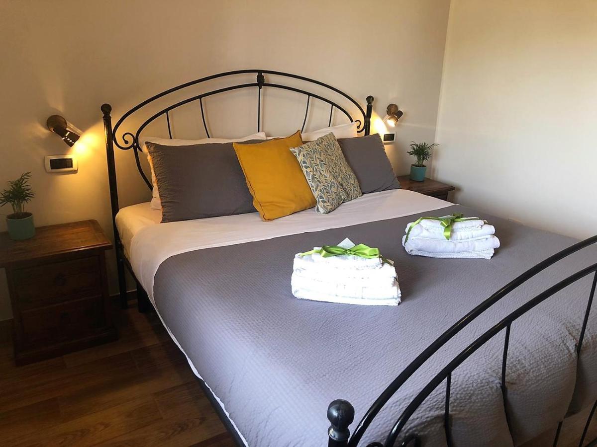 B&B Mandorla Amara 지오이아델콜레 외부 사진